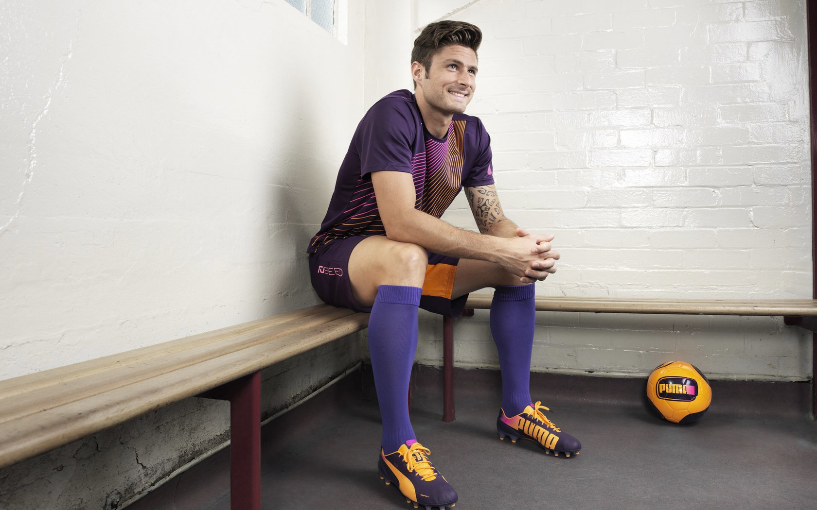 日本马术协会设立“Sinjska Alka”奖学金,支持传统马术研究。